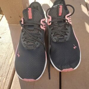 Puma Women's‎ Black Pink Running Shoes Sneakers Athletic Comfort Workout